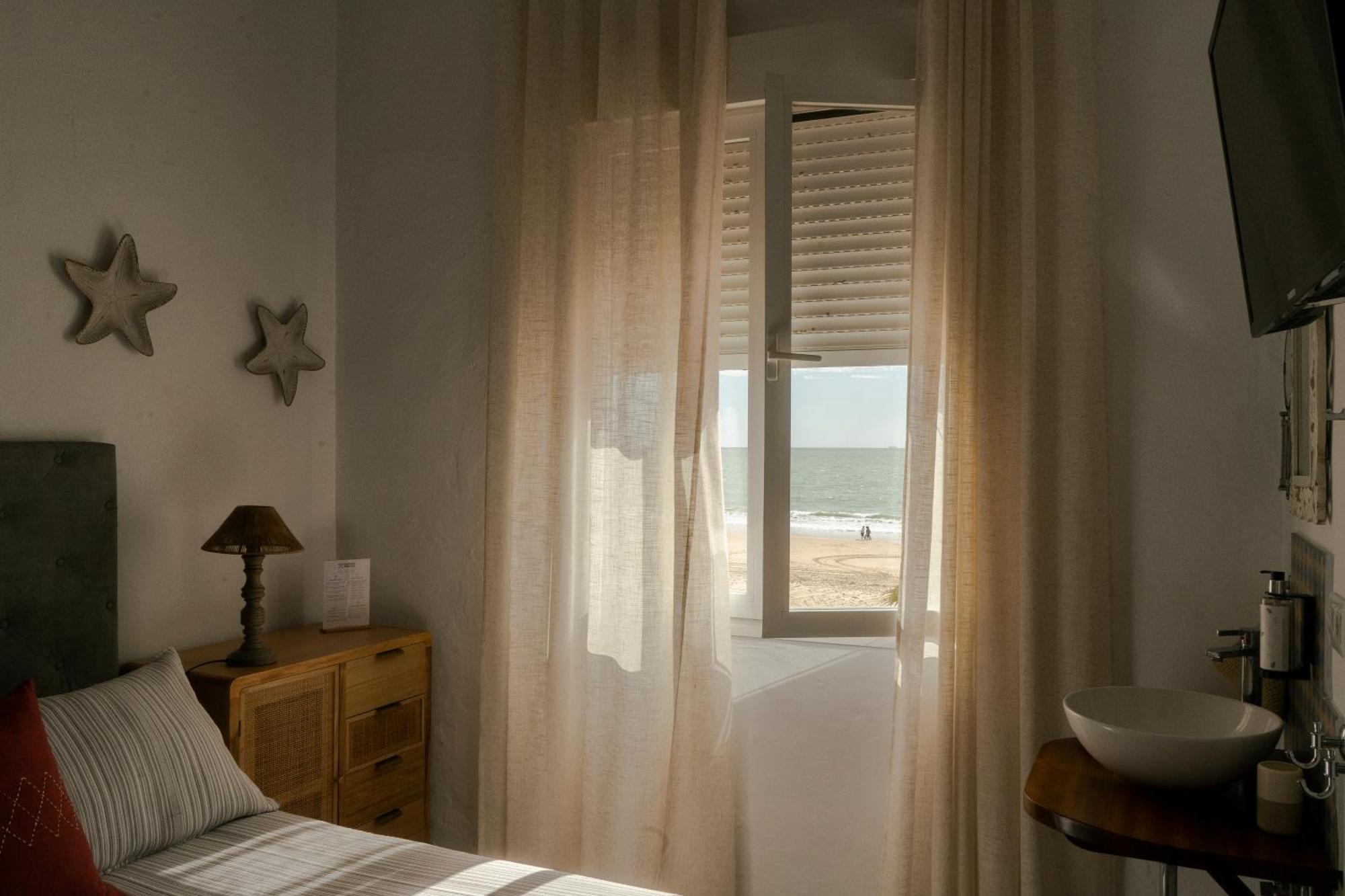 Montserrat Casa Del Mar Чипиона Екстериор снимка